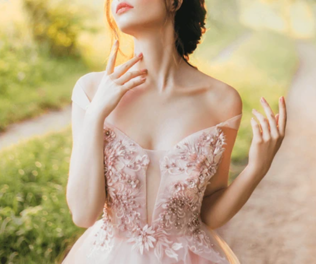 How to Choose Your Luxury Prom Dress from CJE Prom