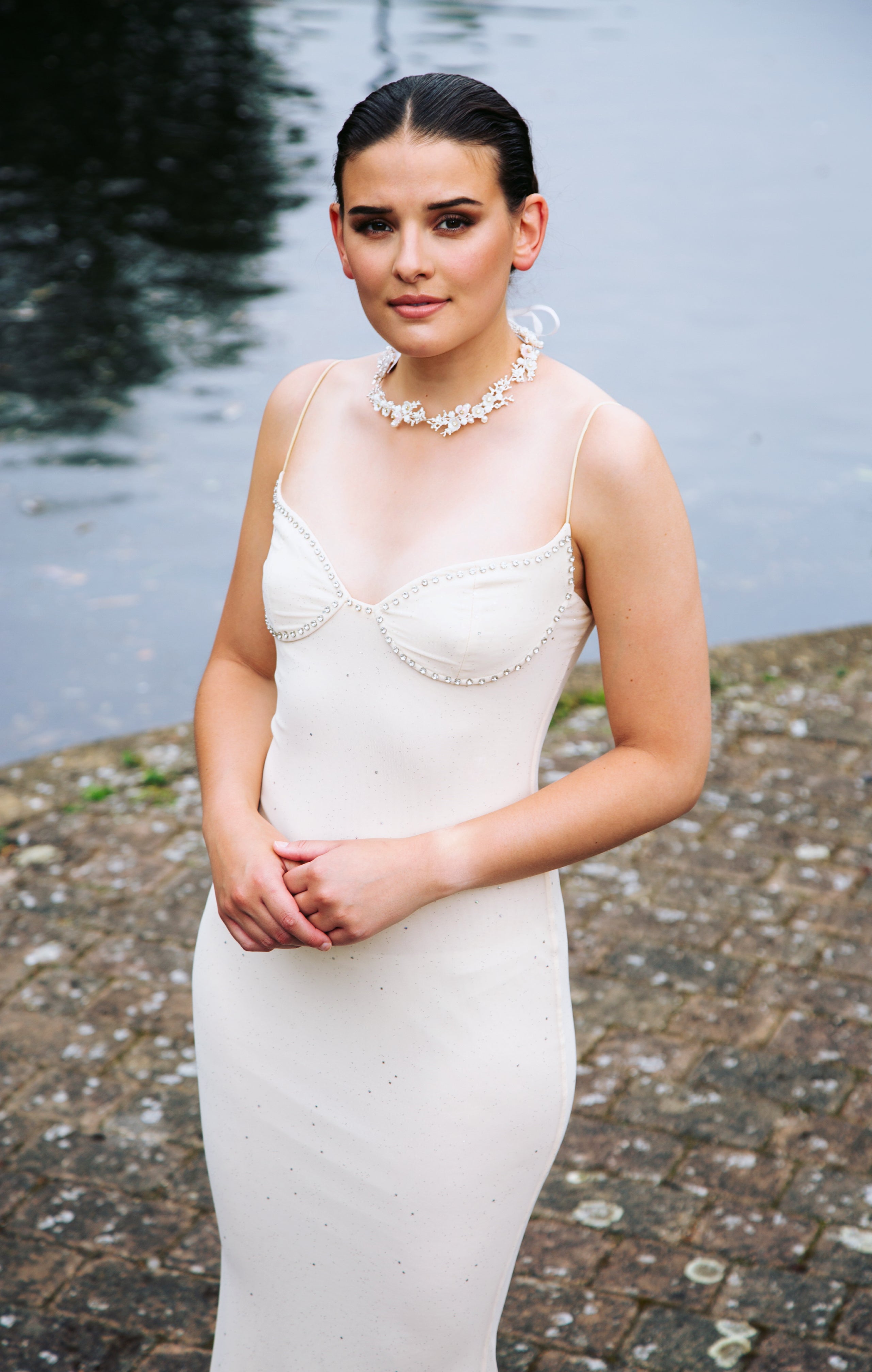 ISABELLE | FITTED EMBELLISHED GLITTER GOWN